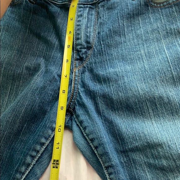 Levi’s capris - Picture 7 of 9